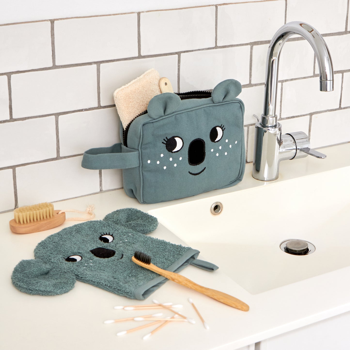 KOALA WASH BAG