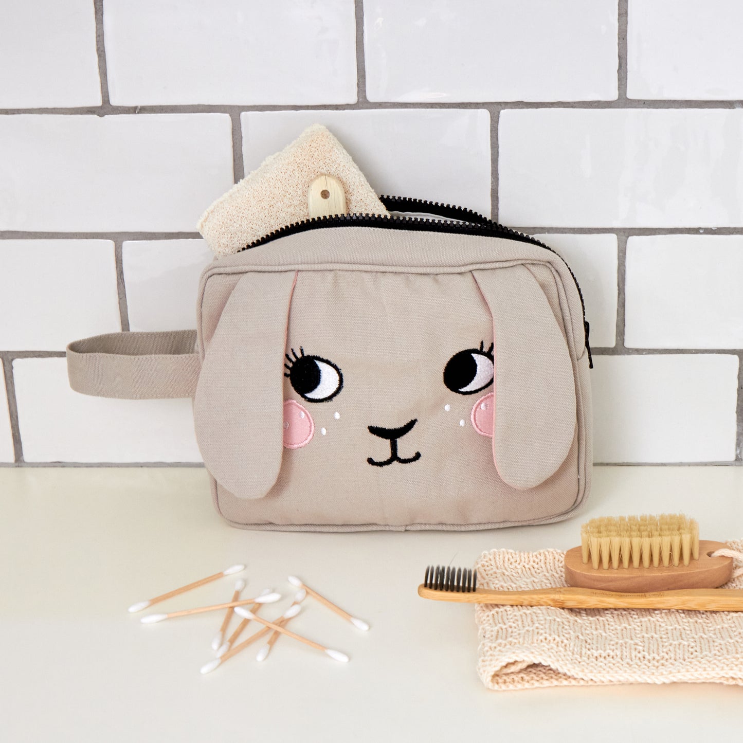 BUNNY WASH BAG