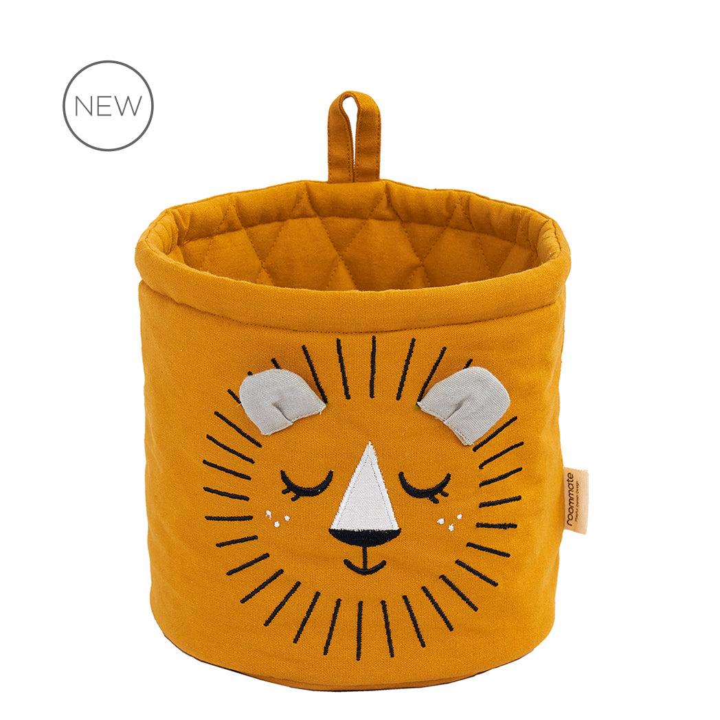 Løve opbevaringskurv - Okker - Ø18 cm• ROOMMATE.dk