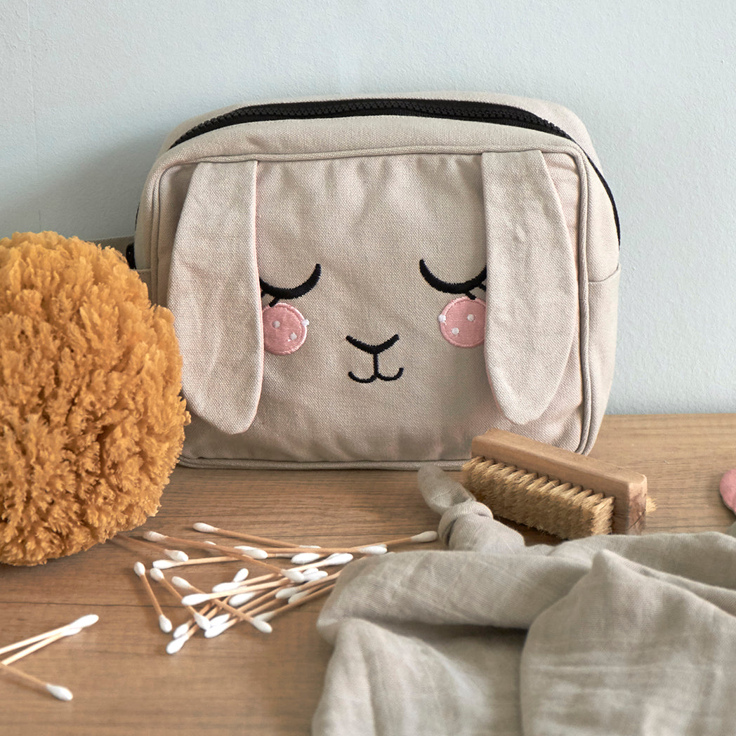 BUNNY WASH BAG