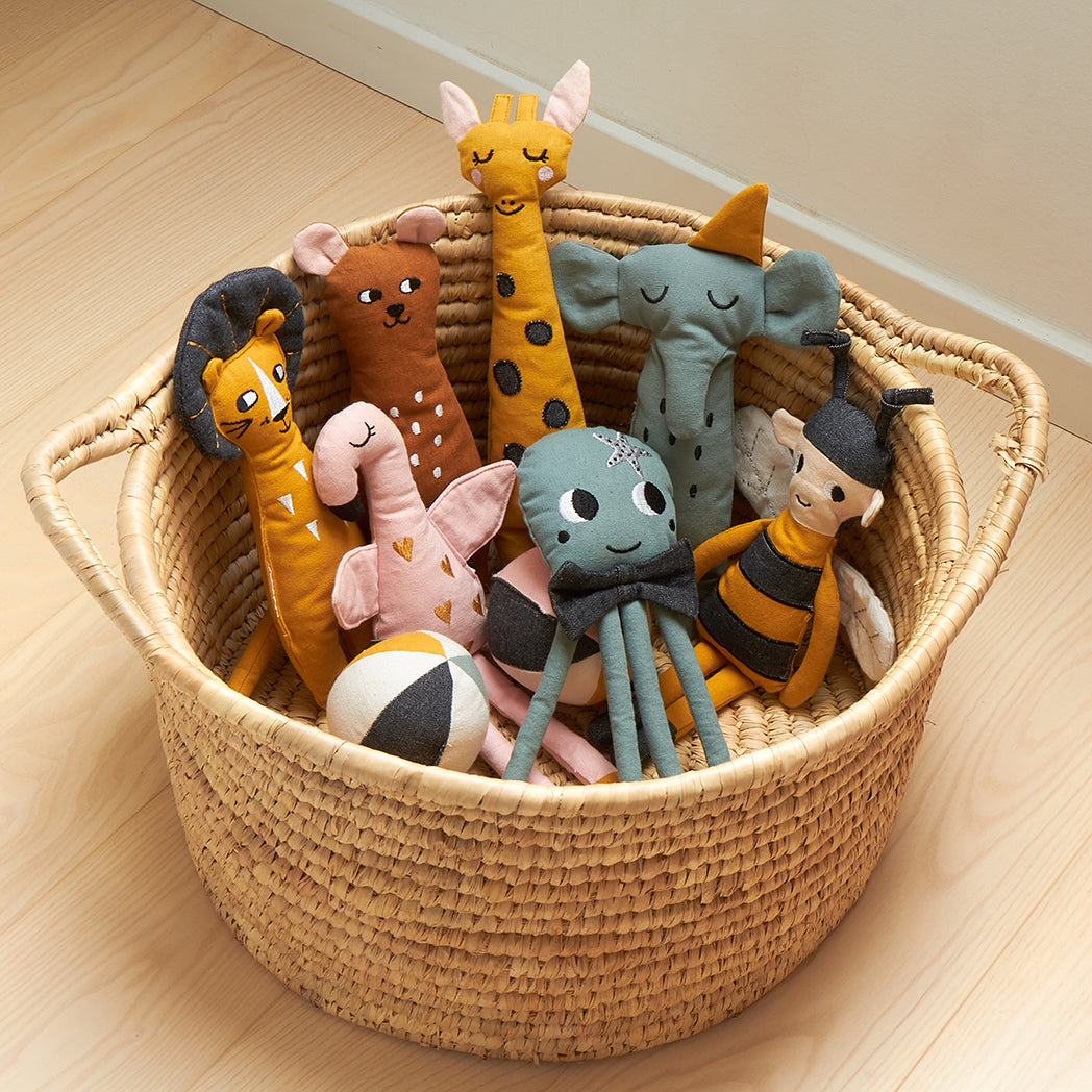 Doll lion shop