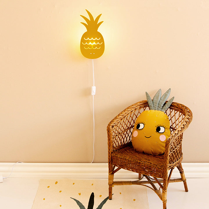 Ananas Væglampe - Okker • ROOMMATE.dk